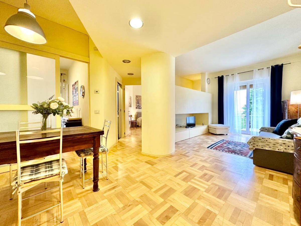 Hostdomus - Casa Corallo Alassio Bagian luar foto